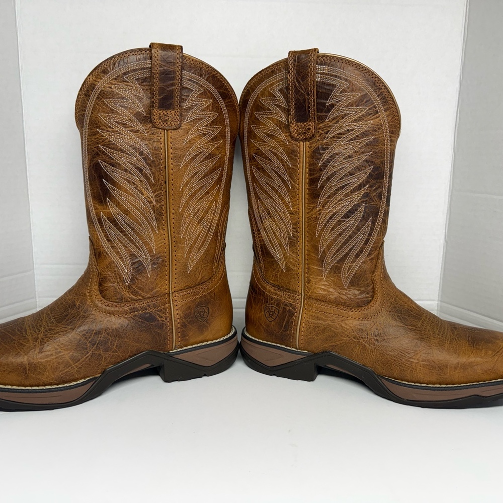 Ariat Women's Wide Square Toe Leather Western Boots - Style 10038379 - Size 9 B - Picture 8 of 12